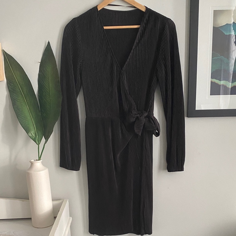 [S] Joe Fresh Black Long Sleeve Wrap Dress